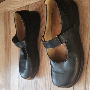 Footprints By BIRKENSTOCK black Leather Shoes Size 39 Annapolis Mary Jane Shoes